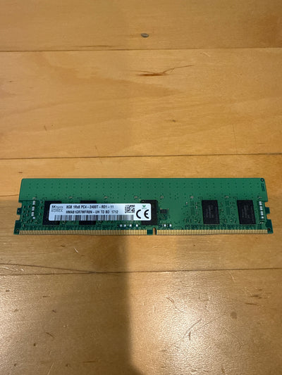 SK Hynix 8GB 1Rx8 DDR4-2400 ECC RDIMM Server RAM (HMA81GR7MFR8N-UH) - Used