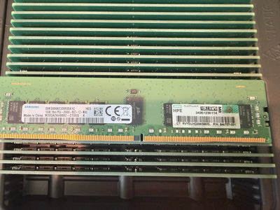 Samsung 16GB 1Rx4 DDR4-2666 ECC RDIMM Server RAM (M393A2K40BB2-CTD)